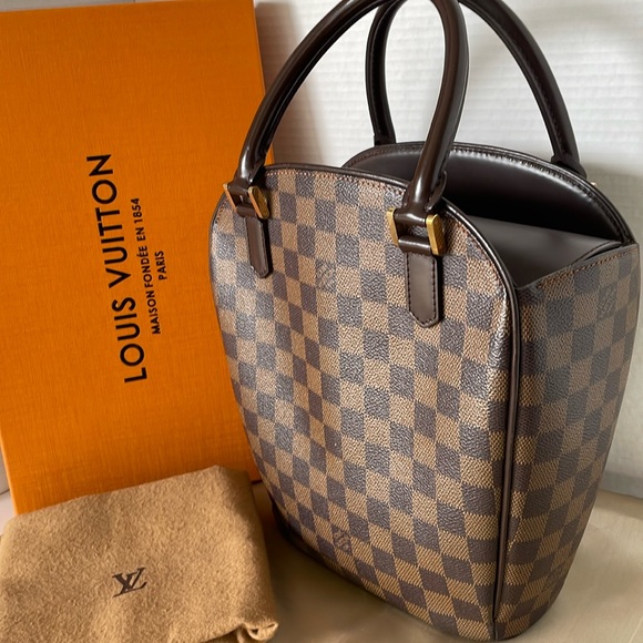 Louis Vuitton GM Sarria Seau Damien Ebene Canvas Handbag. - Picture 3 of 17